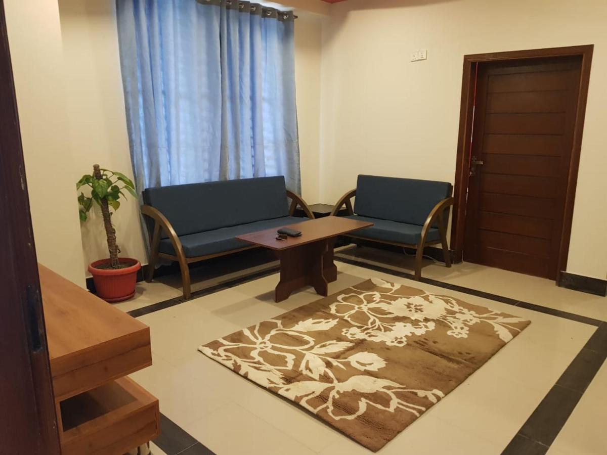Republika Urban Apartment Abbottabad Exterior foto